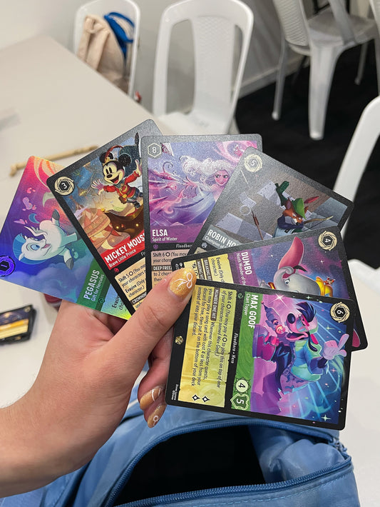 JUST PUULED FROM 6 RANDOM LORCANA PACKS‼️